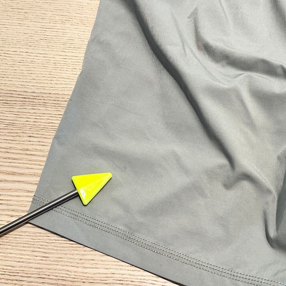 Vuori Kori Short Lined 7" Mens S Drawstring Elastic Waist Gray Running Gym V302 - Picture 11 of 11